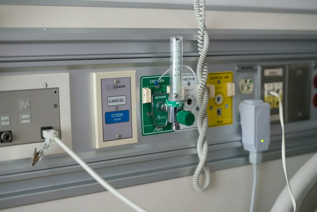 Prese per gas medicali a parete